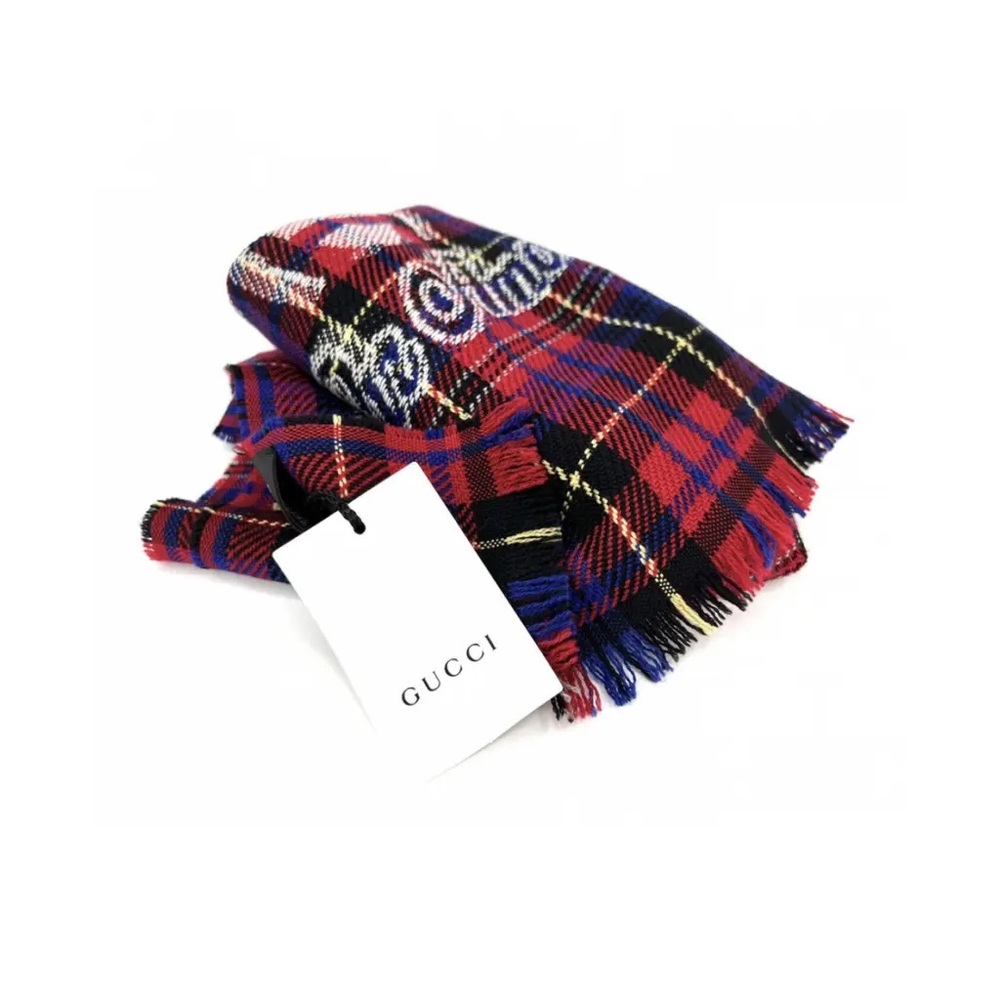 Gucci Scarf 🧣 in Red and Blue